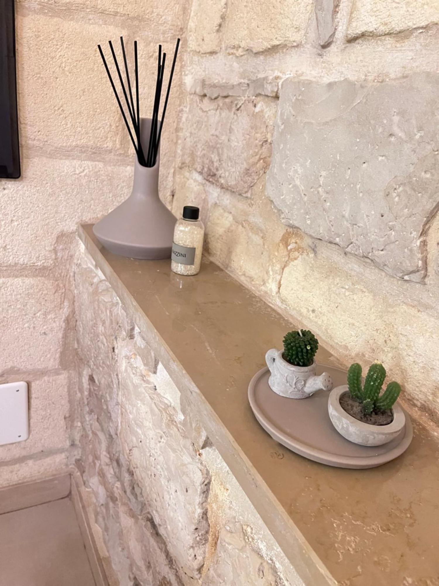 Epoca Suite House Trani Exterior photo